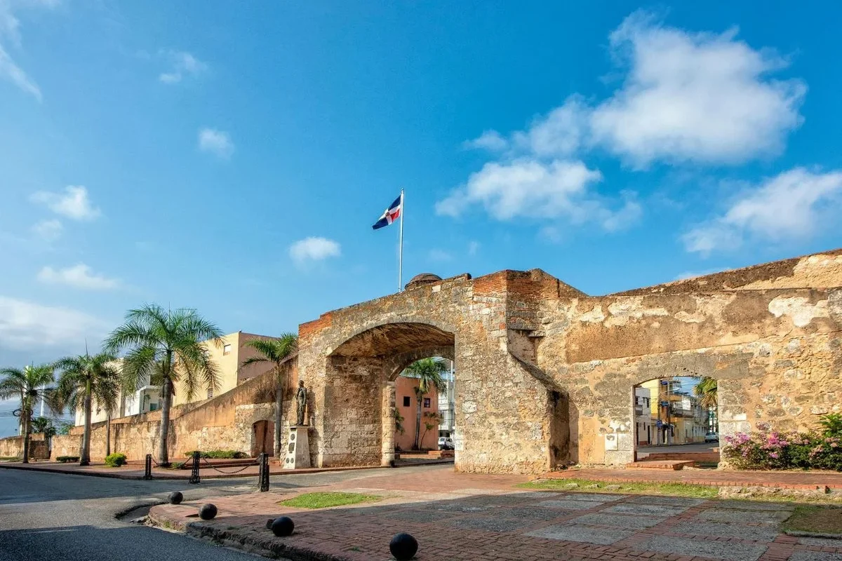 República Dominicana entre los países con mayor deuda pública de América Latina, según el FMI