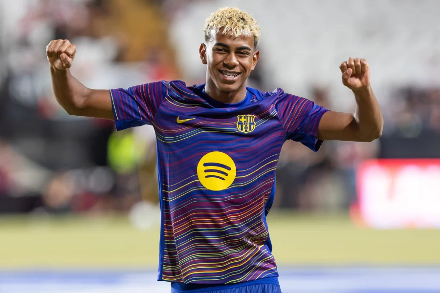 Lamine Yamal es desconvocado de la selección española tras someterse a un tratamiento médico sin informar a la RFEF