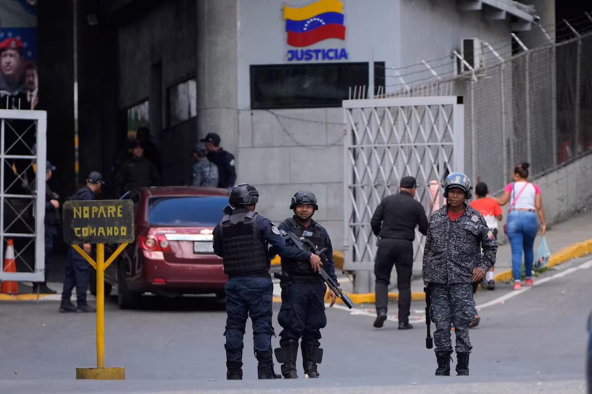 Venezuela libera a un “número importante” de presos, incluidos cinco españoles